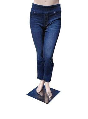8310..Lee Slim Fit Leg Mid- Rise Jeans Size 14 Short, W32" 27" Inseam 11" Rise
